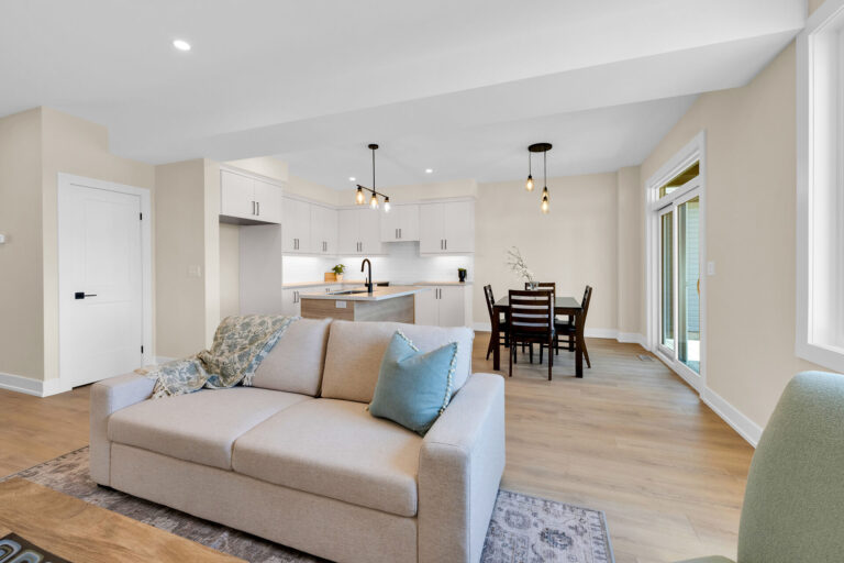 3.LivingKitchDin